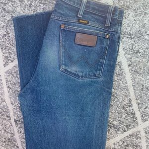 Wrangler Denim 33 x 36 Raw Hem